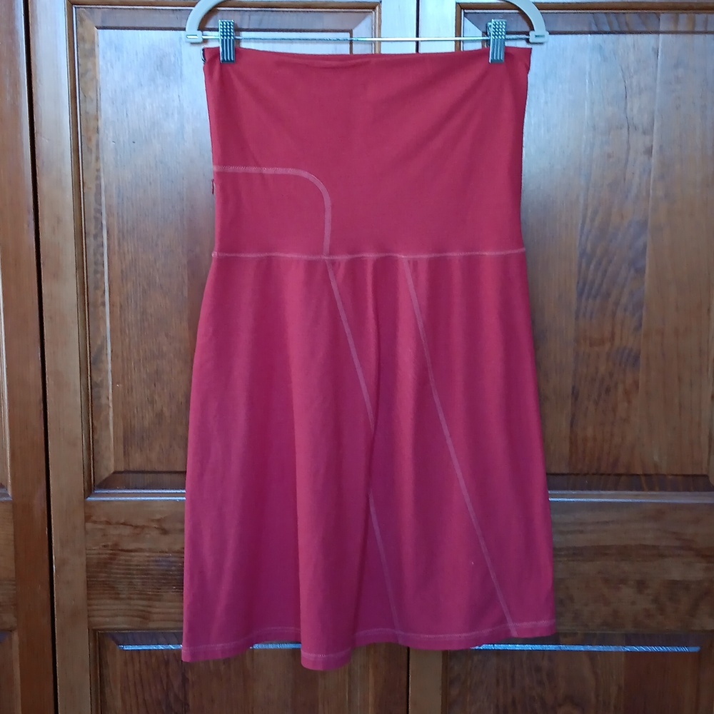 North Face red skirt size M